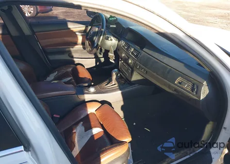 2006 BMW 330I из США, поврежденный, VIN WBAVB33566KR75024